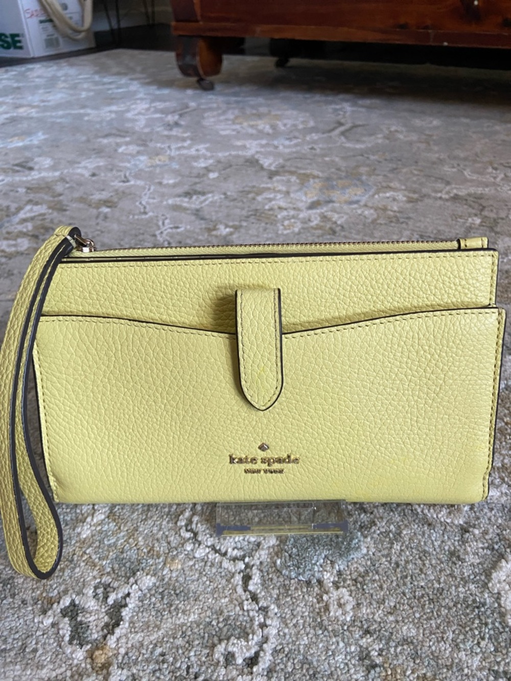 kate spade Jackson Limelight Yellow Pebbled Leather Wristlet Wallet